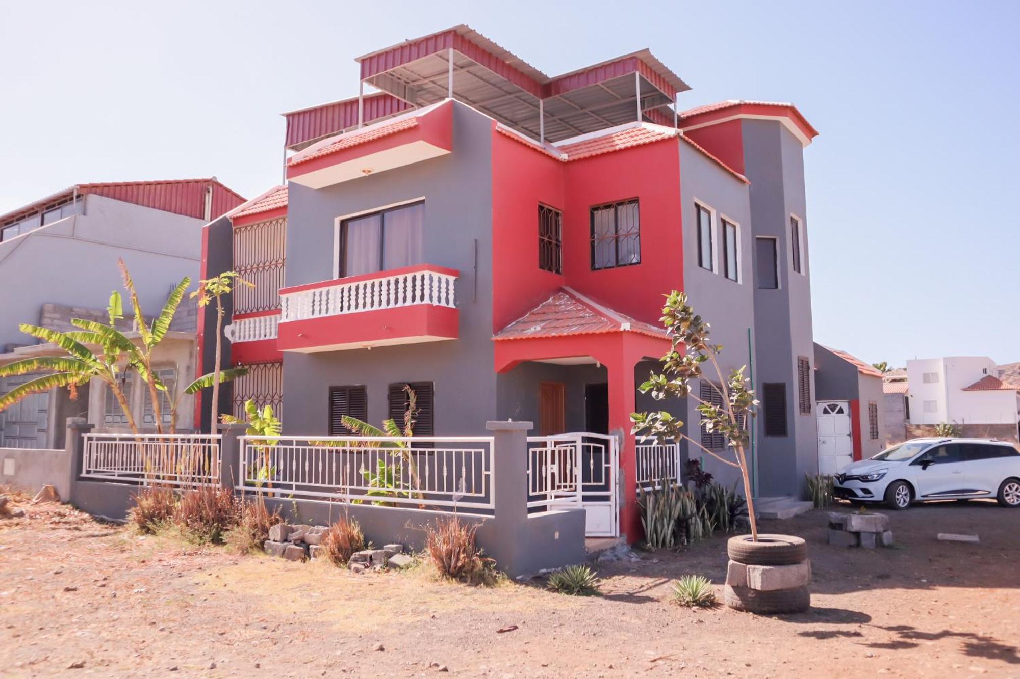 Апартаменты Escape House Таррафал Экстерьер фото